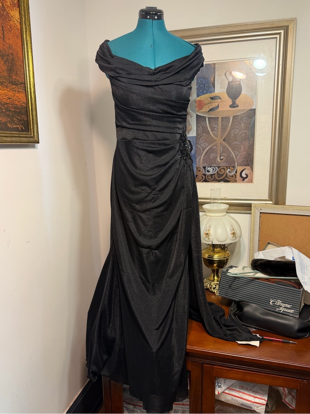 MGNY MADELINE GARDNER NEW YORK Black Off-Shoulder Ruched Evening Gown C1